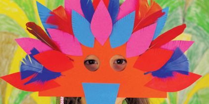 mardi-gras-un-masque-oiseau-en-papier-pour-le-carnaval